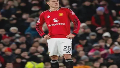 第十五届全运会乒乓球资格赛圆满收官，晋级选手名单公布，‘诗与远方’选手入围，广东乒乓球队表现抢眼